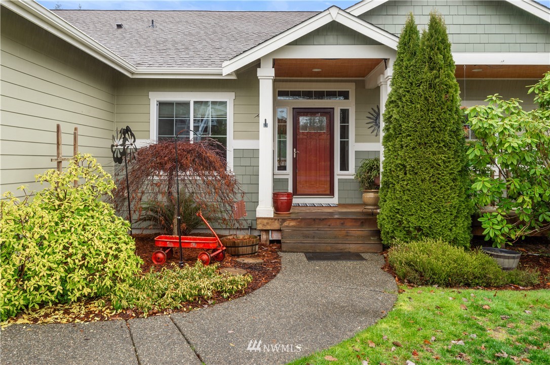 9734 Phillips Road Southeast Port Orchard, WA 98367 - Photo 2 of 33 Gallery Image 2