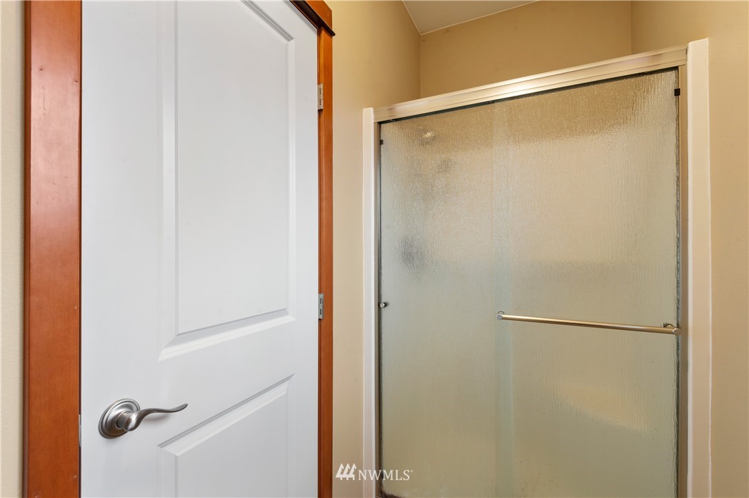 9734 Phillips Road Southeast Port Orchard, WA 98367 - Photo 17 of 33 Gallery Image 17