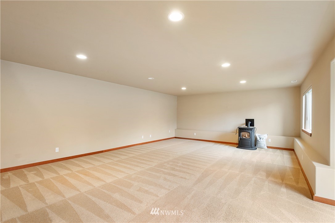 9734 Phillips Road Southeast Port Orchard, WA 98367 - Photo 22 of 33 Gallery Image 22