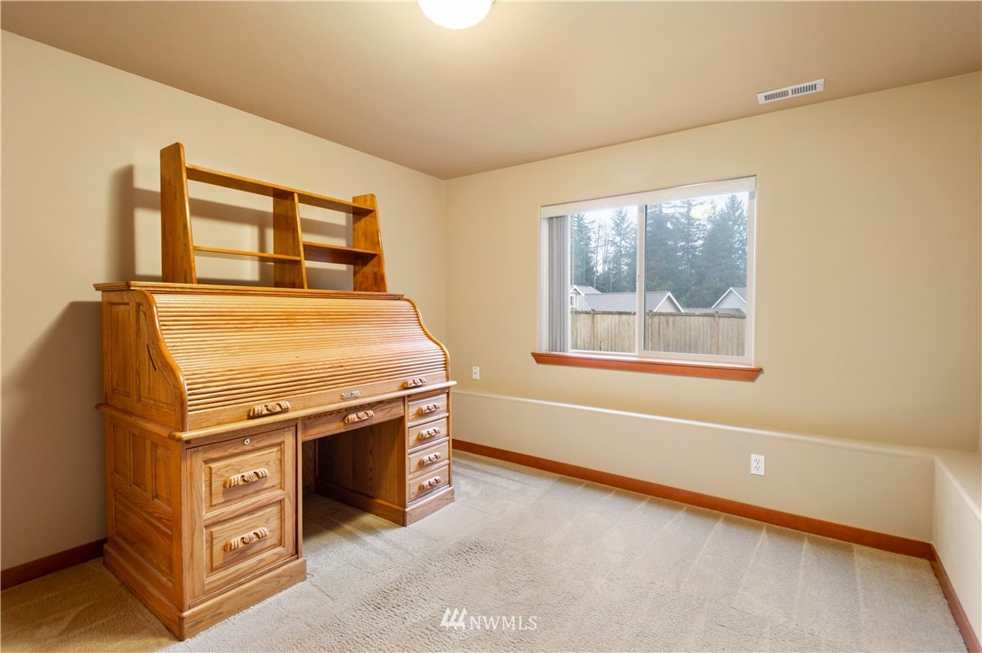 9734 Phillips Road Southeast Port Orchard, WA 98367 - Photo 25 of 33 Gallery Image 25