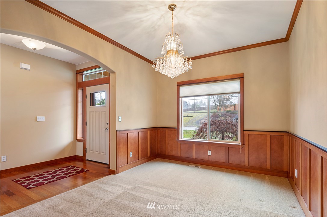 9734 Phillips Road Southeast Port Orchard, WA 98367 - Photo 4 of 33 Gallery Image 4