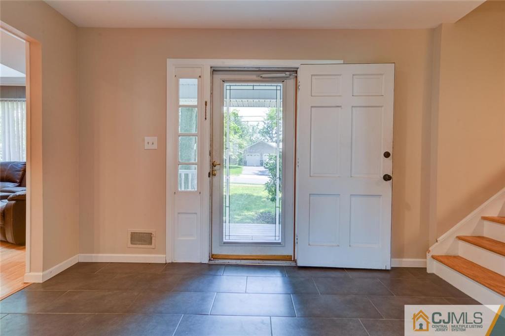 20 Carter Road East Brunswick, NJ 08816 - Photo 7 of 24 Gallery Image 7