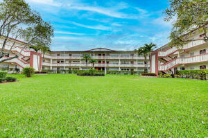194 Brighton East Boca Raton, FL 33434 - Photo 1 of 24 Brighton E
