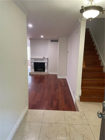 $4,500 | 9637 Via Rimini, Burbank, CA 91504