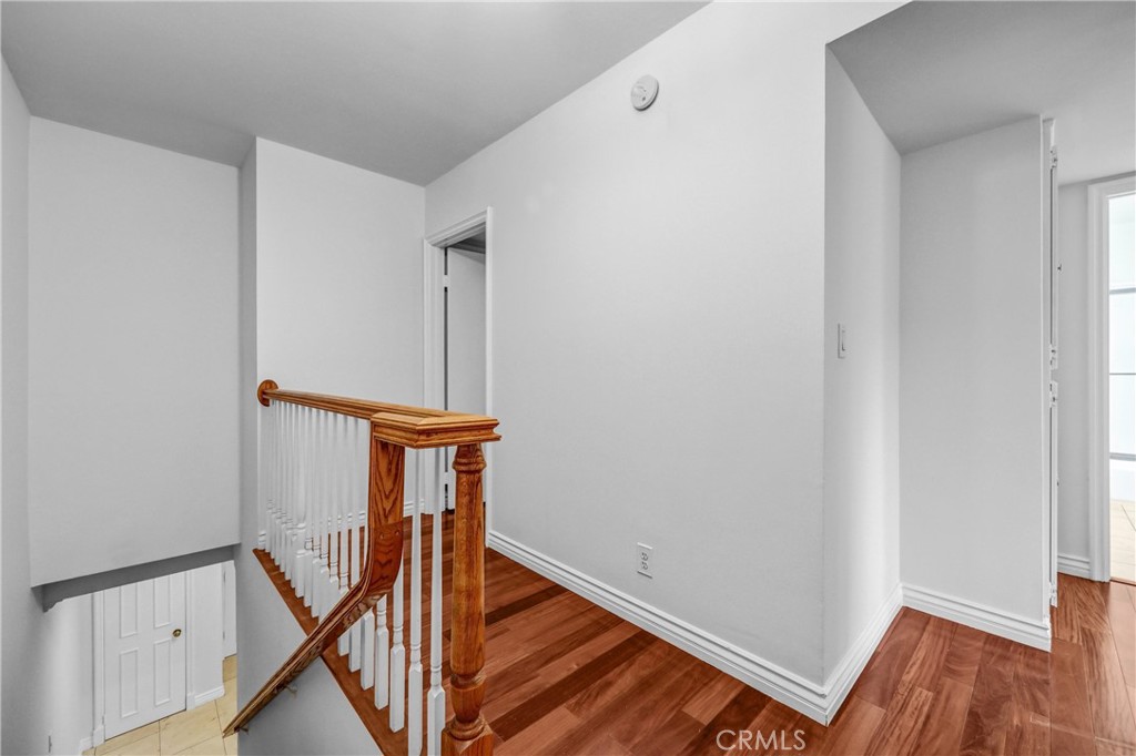 9637 Via Rimini, Unit 121 Burbank, CA 91504 - Photo 14 of 29