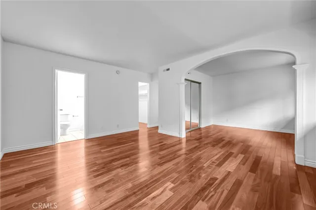 $4,450 | 9637 Via Rimini, Burbank, CA 91504