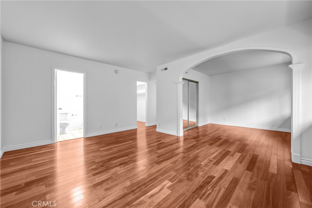 9637 Via Rimini, Unit 121 Burbank, CA 91504 - Photo 17 of 29