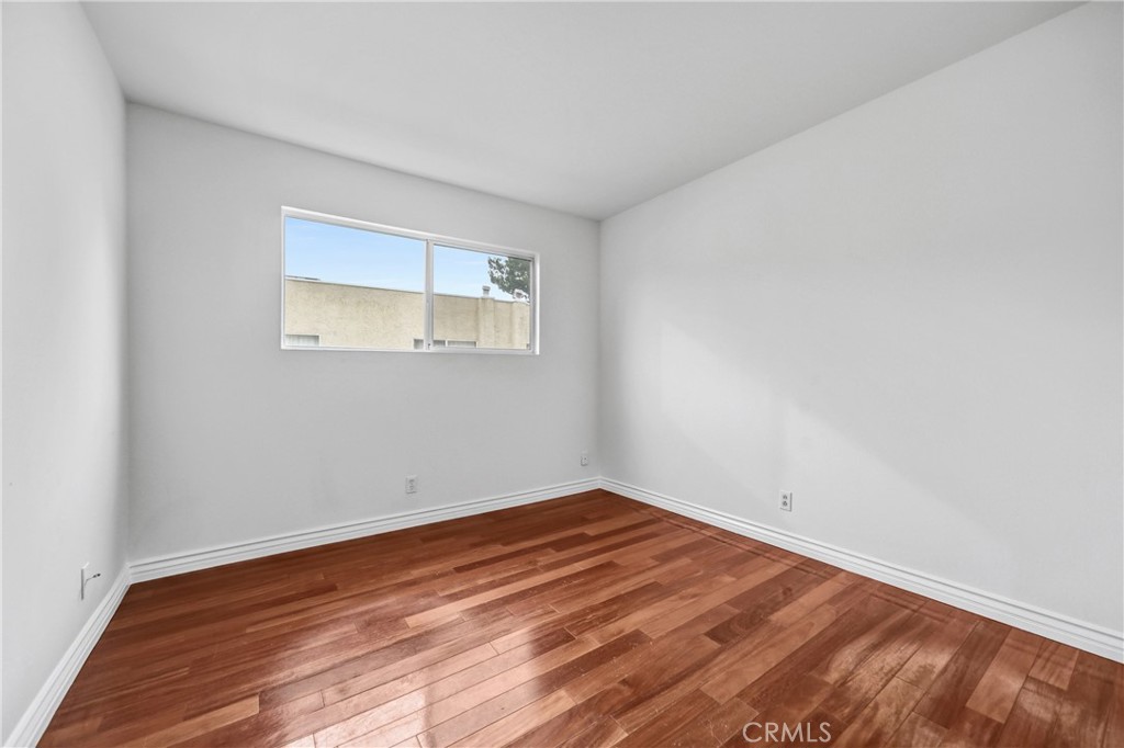 9637 Via Rimini, Unit 121 Burbank, CA 91504 - Photo 20 of 29