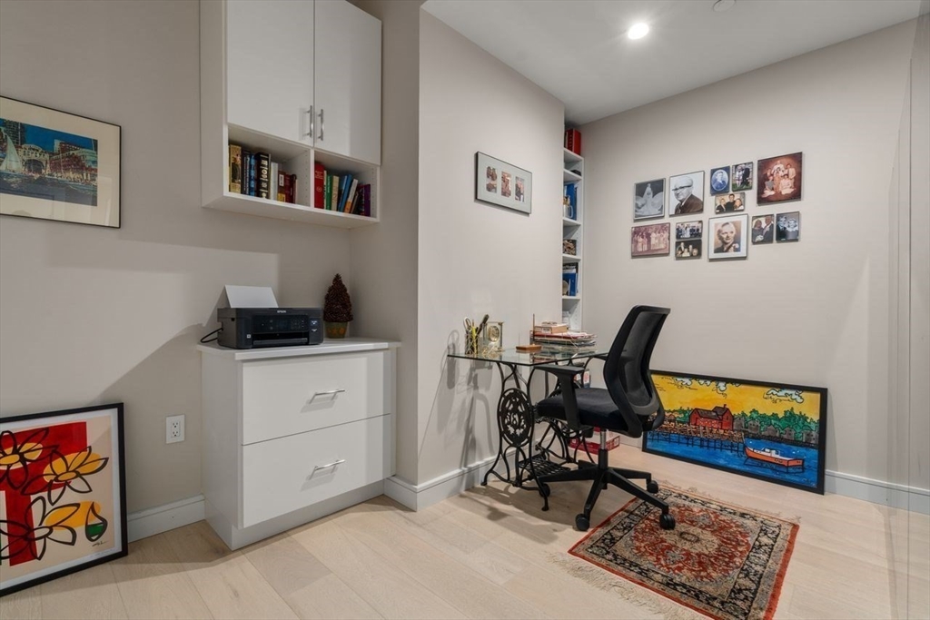 110 Broad Street, Unit 303 Boston, MA 02110 - Photo 15 of 35