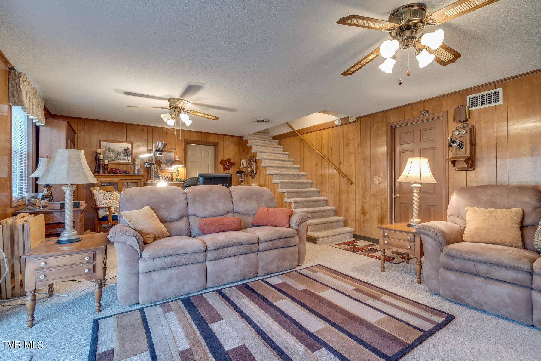408 Robin Road Bristol, TN 37620 - Photo 27 of 42 027