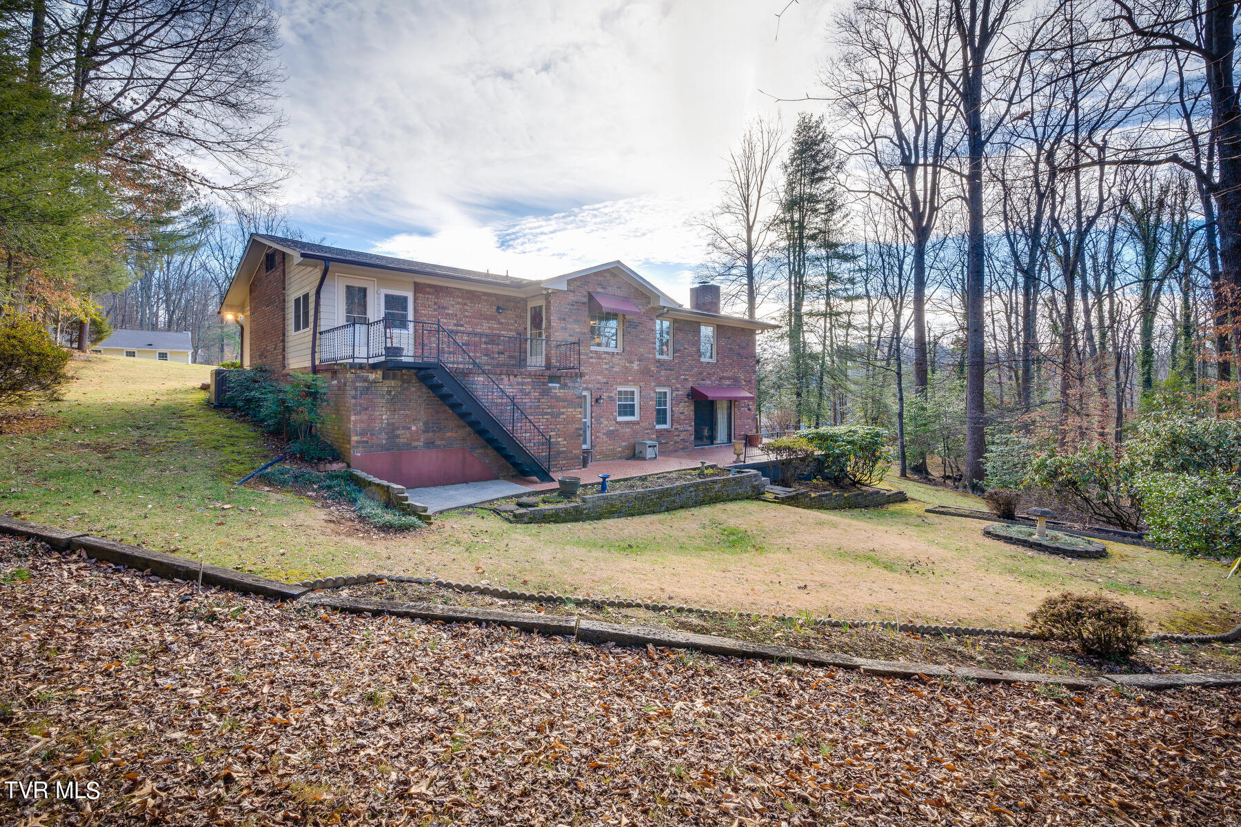 408 Robin Road Bristol, TN 37620 - Photo 33 of 42 033