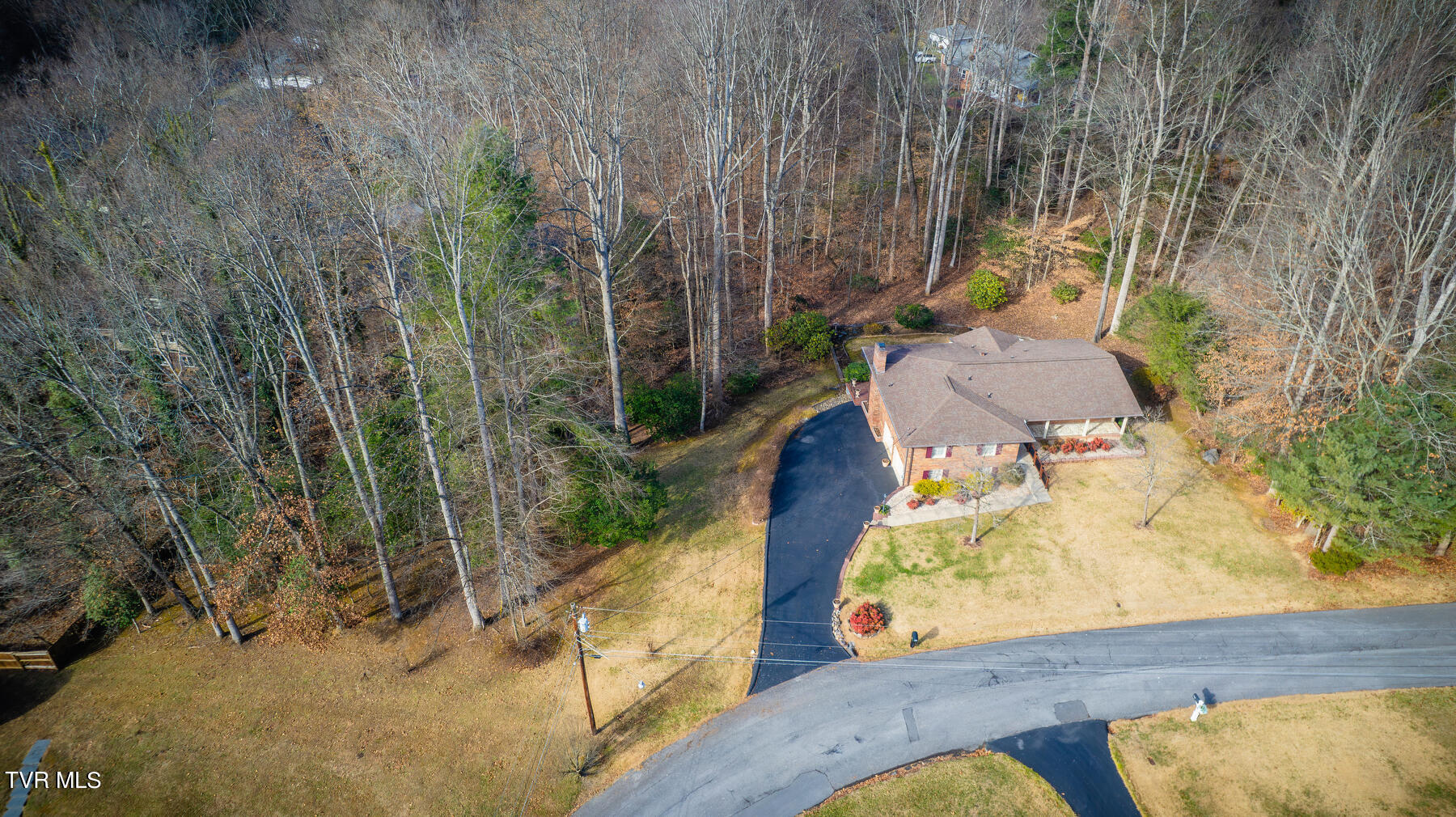 408 Robin Road Bristol, TN 37620 - Photo 37 of 42 101