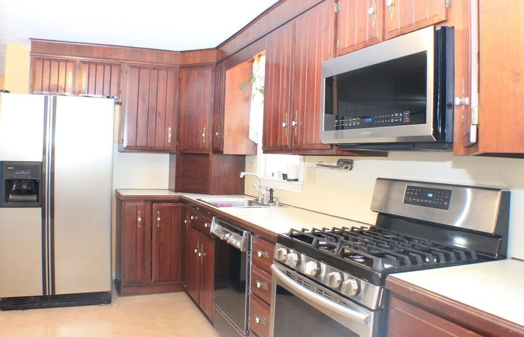 57 Jionzo Road Milford, MA 01757 - Photo 8 of 15 Gallery Image 8