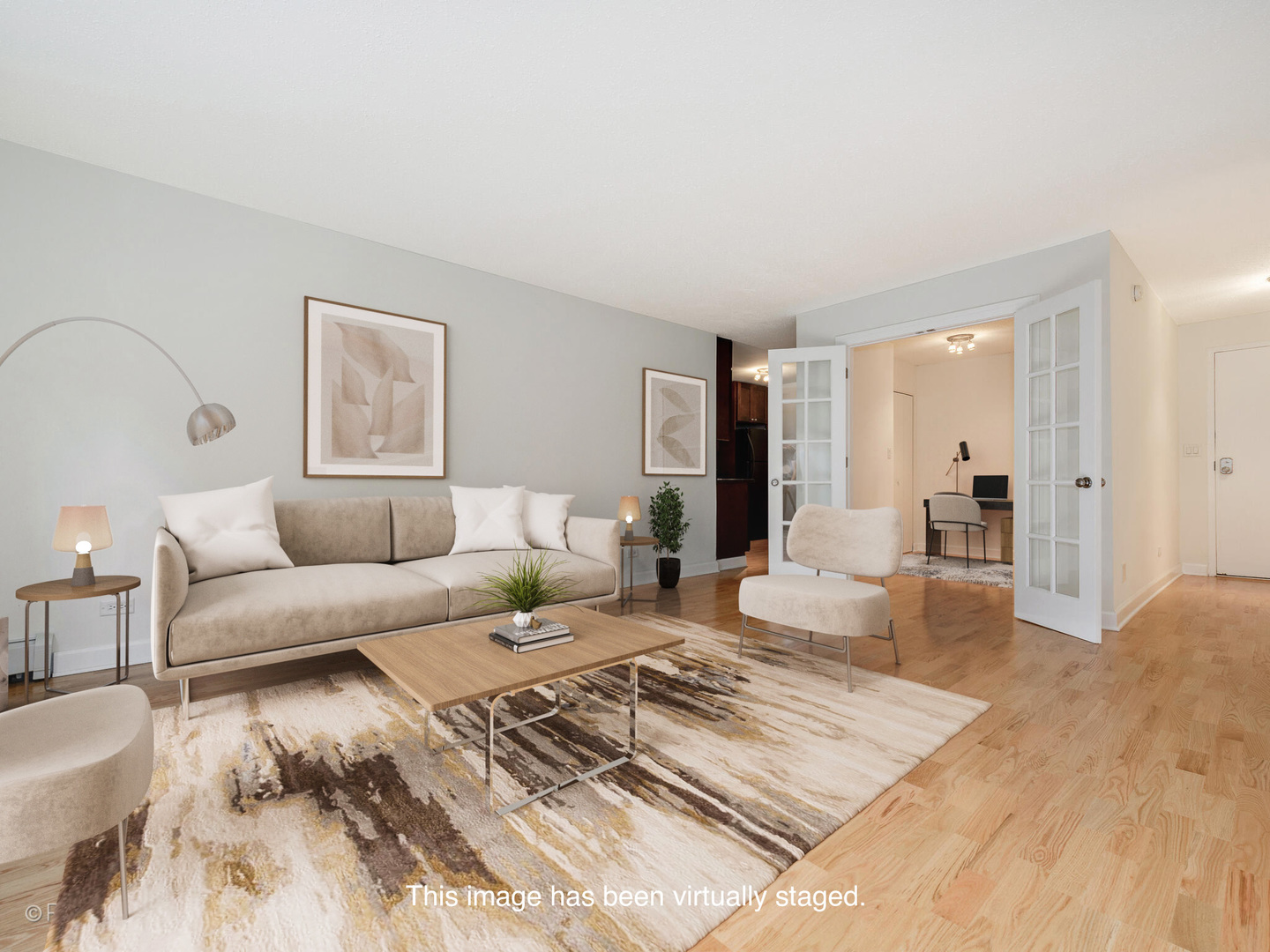 3033 North Sheridan Road, Unit M2 Chicago, IL 60657 - Photo 4 of 19 Gallery Image 4