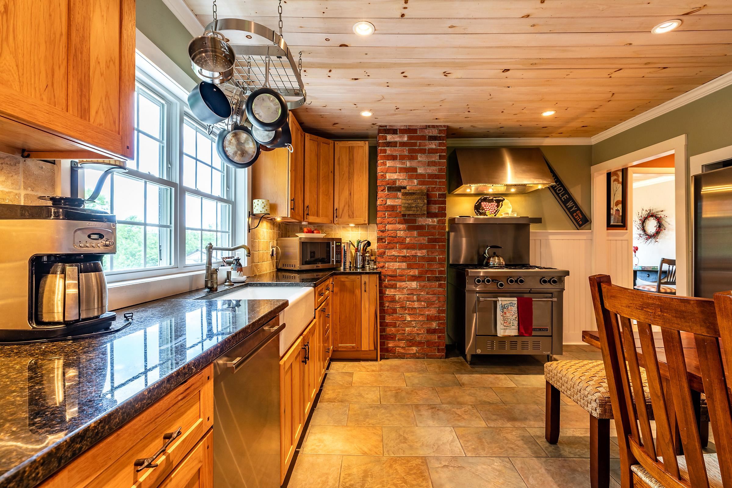 61 Pallotta's Hemingway Hill Road Ludlow, VT 05149 - Photo 10 of 40
