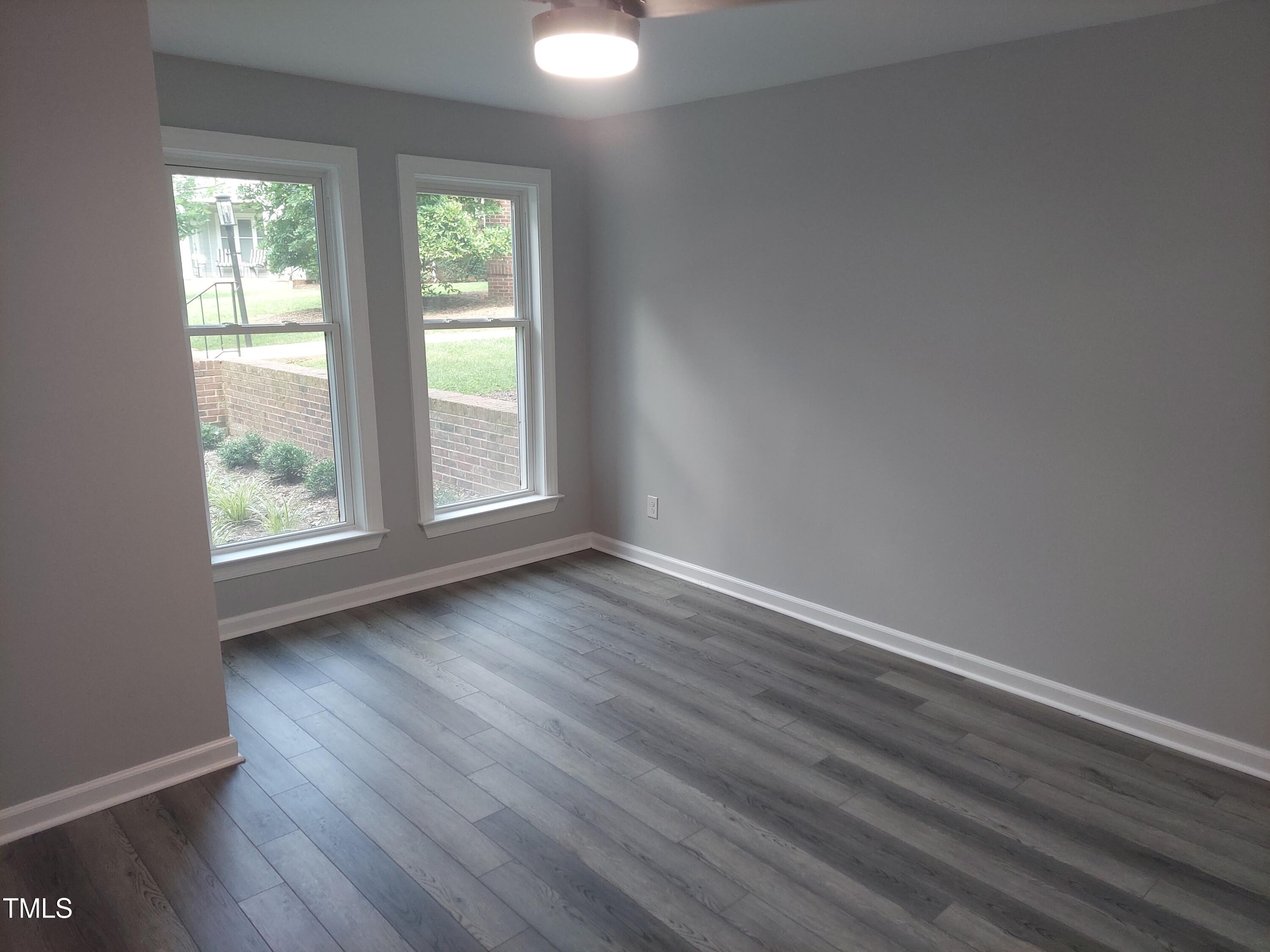 911 Washington Street, Unit 102 Raleigh, NC 27605 - Photo 5 of 10 Master Bedroom