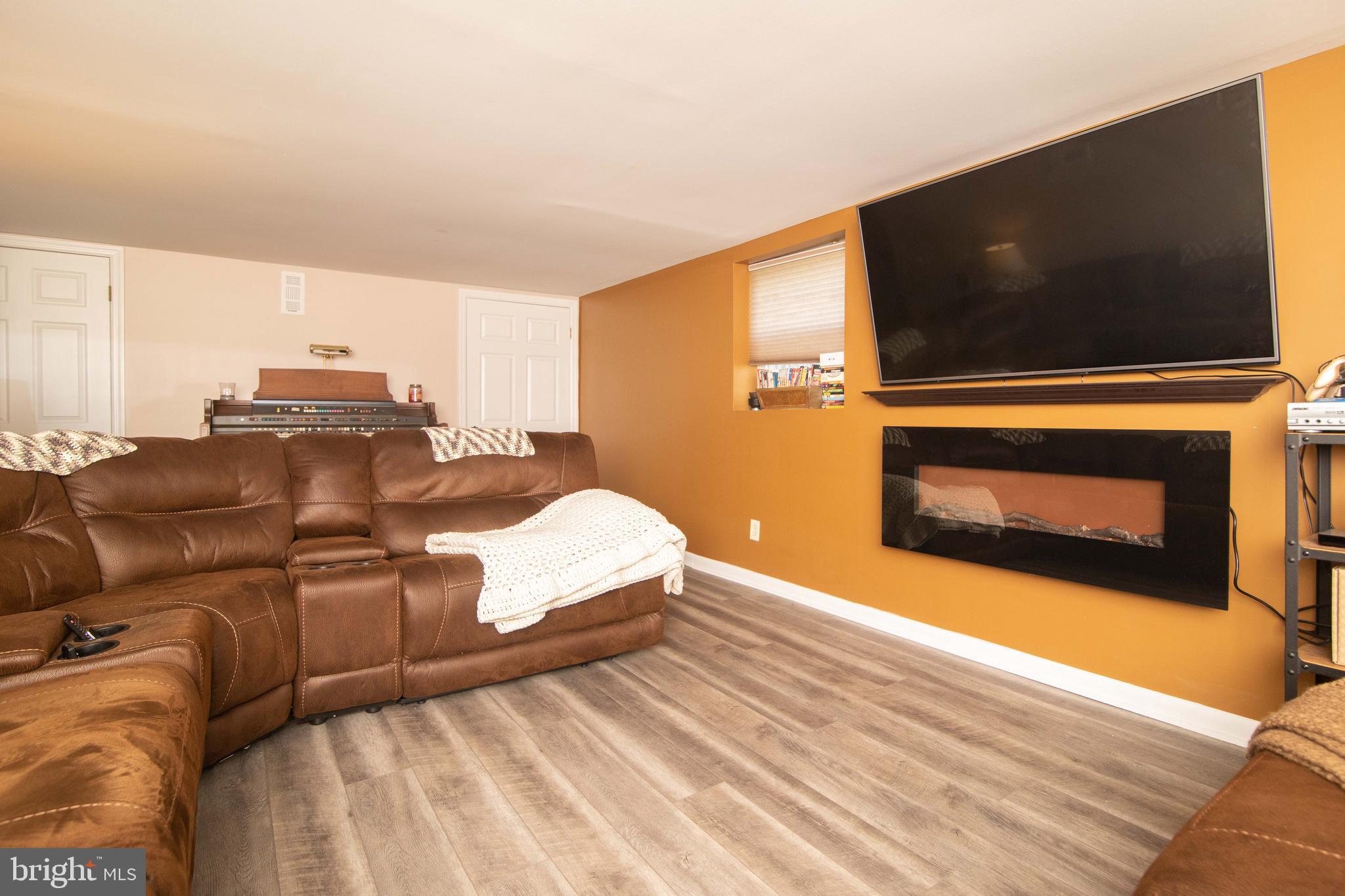 12 Miry Brook Road Trenton, NJ 08690 - Photo 15 of 30