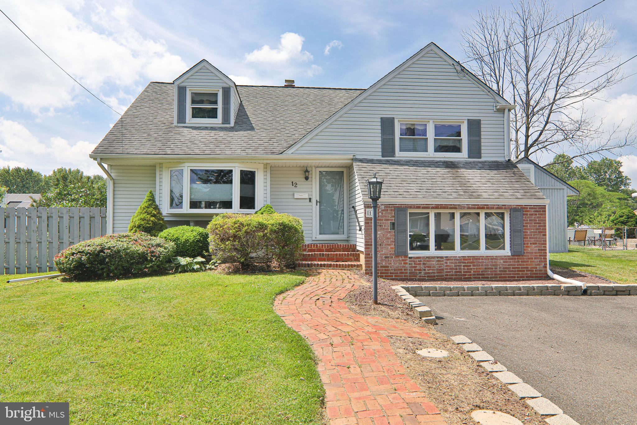12 Miry Brook Road Trenton, NJ 08690 - Photo 4 of 30