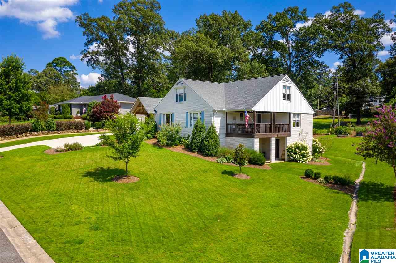 3137 Dolly Ridge Drive Birmingham, AL 35243 - Photo 3 of 44