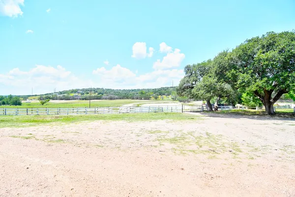 $2,000 | 155 B Nimitz Road, Kerrville, TX 78028