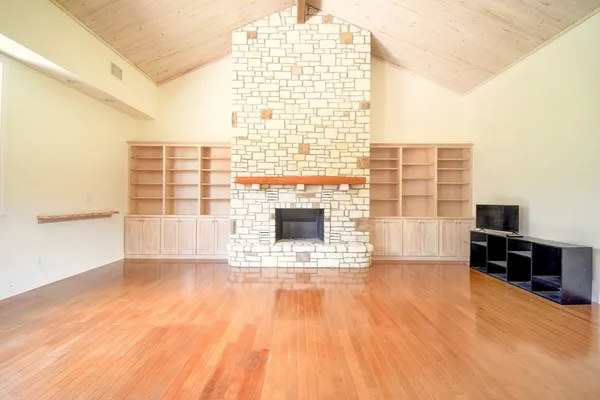 $2,000 | 155 B Nimitz Road, Kerrville, TX 78028