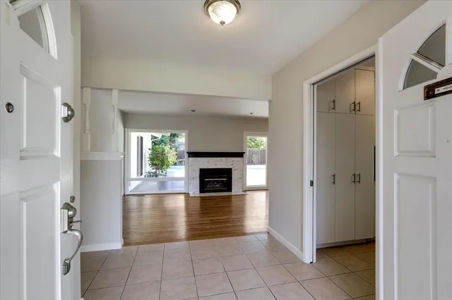 a view of a livingroom with a fireplace