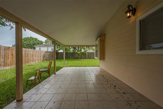$1,800 | 15827 Beechnut Street, Houston, TX 77083