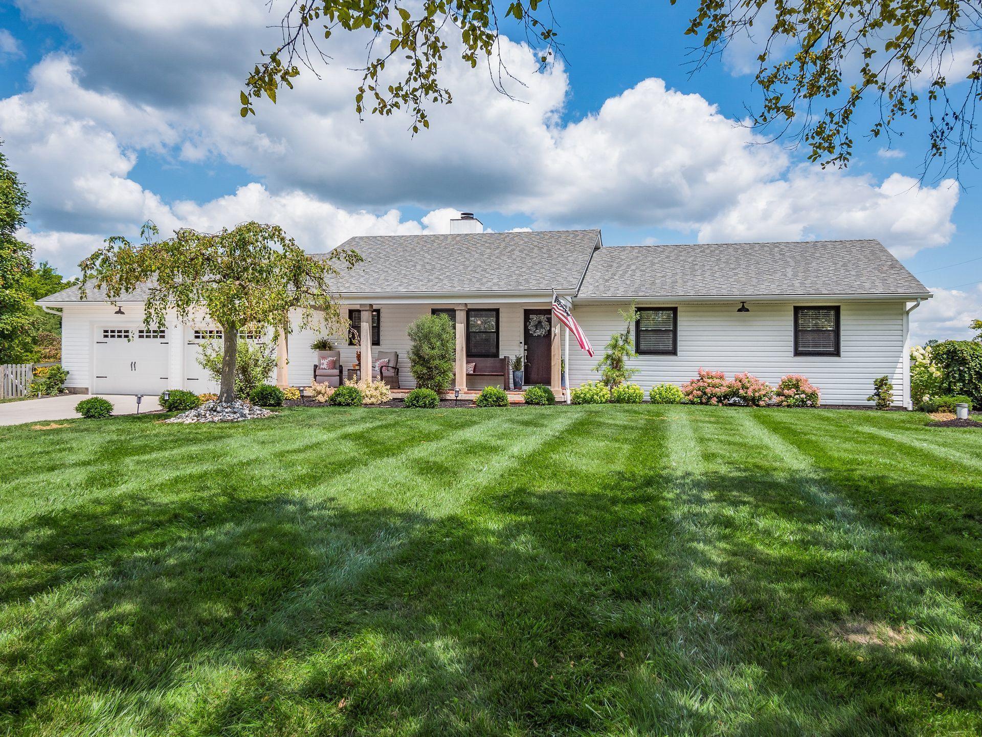 2222 Amity Road Hilliard, OH 43026 - Photo 4 of 88