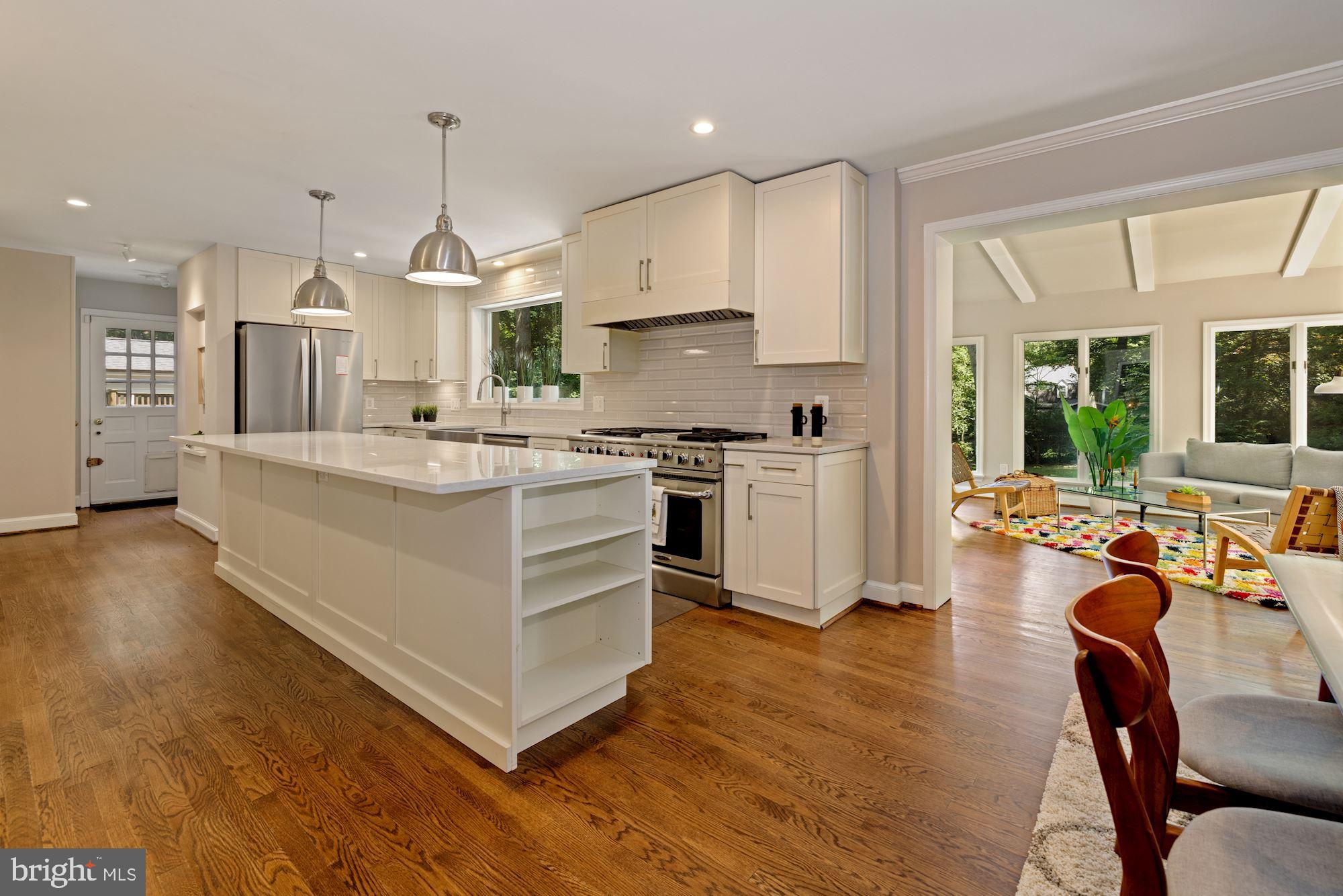 5707 Mohican Road Bethesda, MD 20816 - Photo 7 of 35