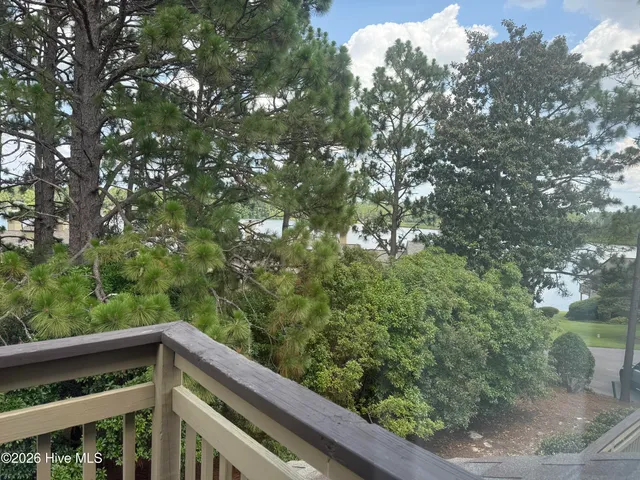 $460,000 | 30 Lake Pinehurst Villas Road, Pinehurst, NC 28374