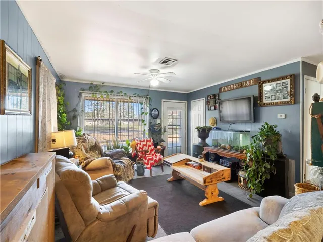 $99,500 | 1404 Aaron Avenue, Leesville, LA 71446