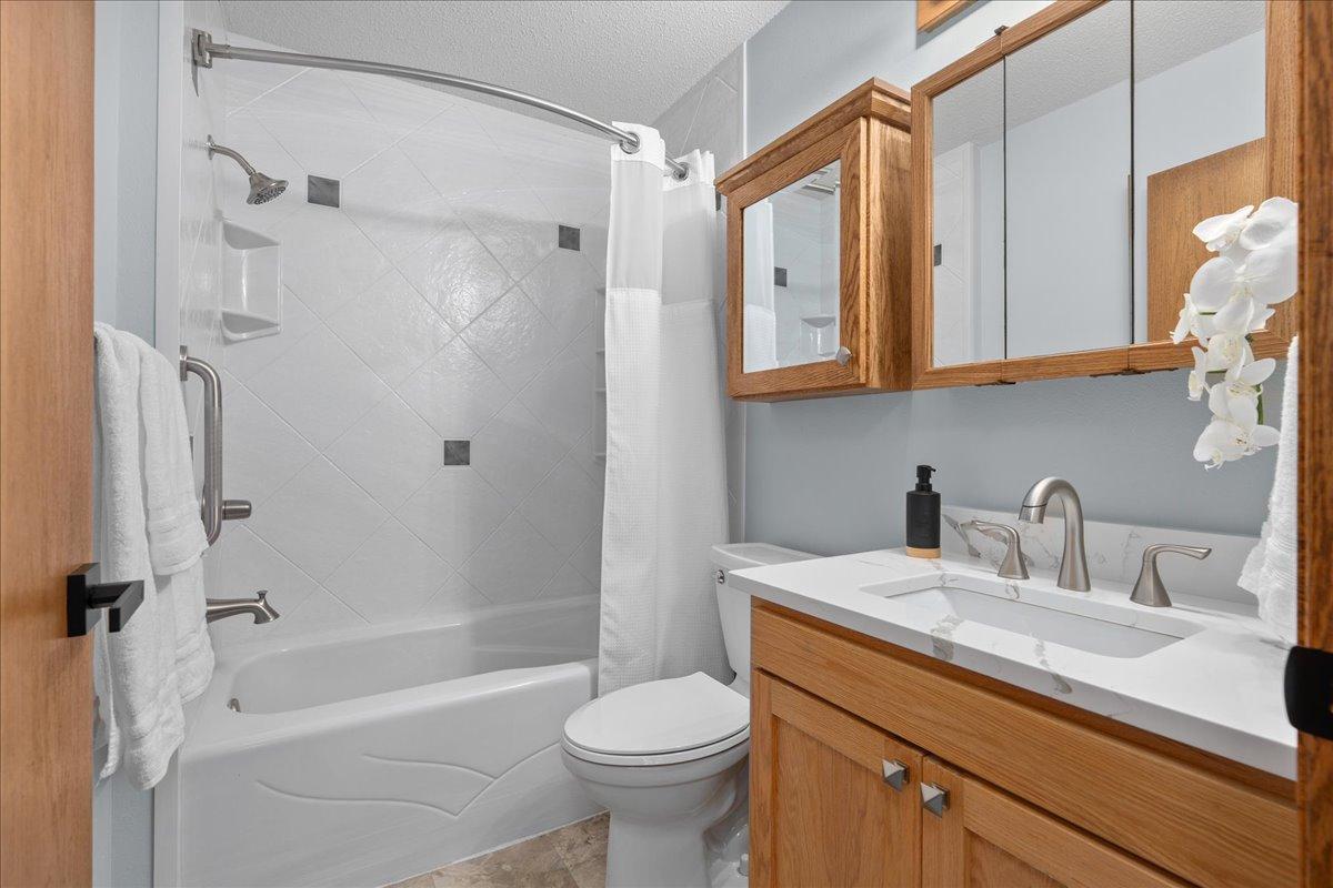 363 Flora Street South Prescott, WI 54021 - Photo 12 of 23 Gallery Image 12
