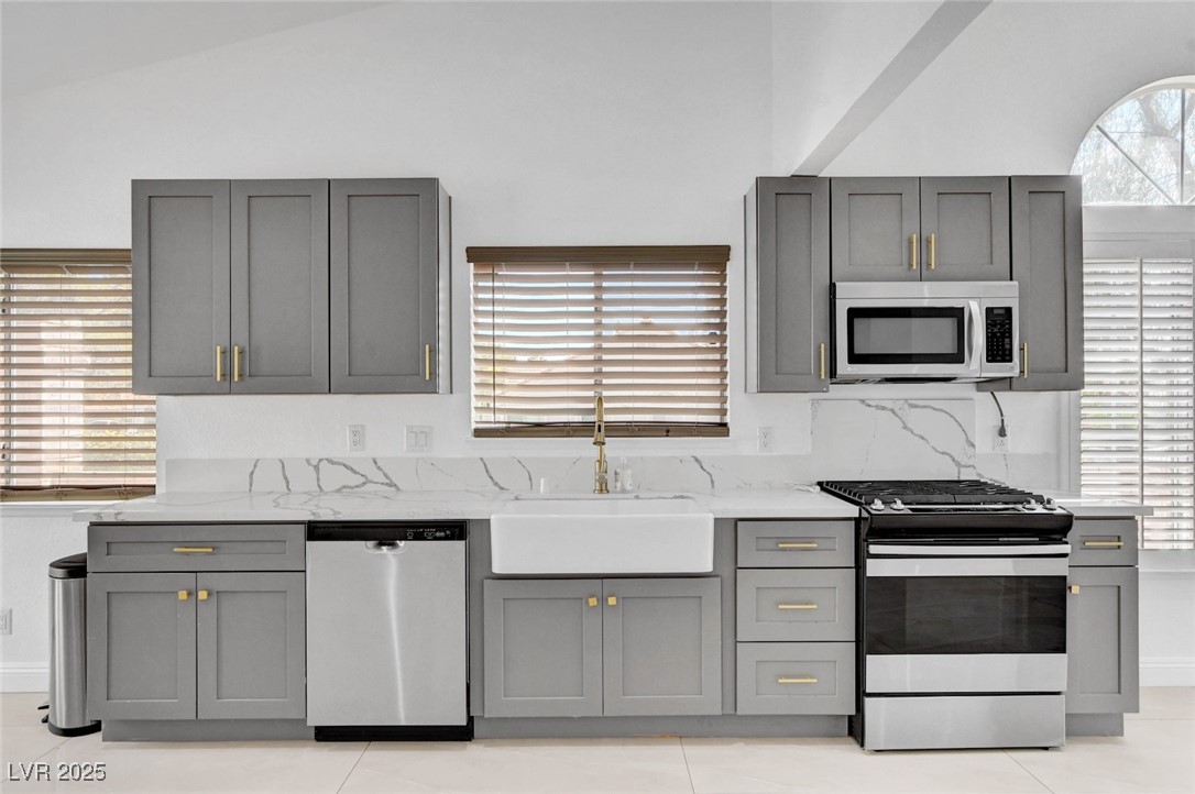 9028 Cypress Point Road Las Vegas, NV 89117 - Photo 17 of 46