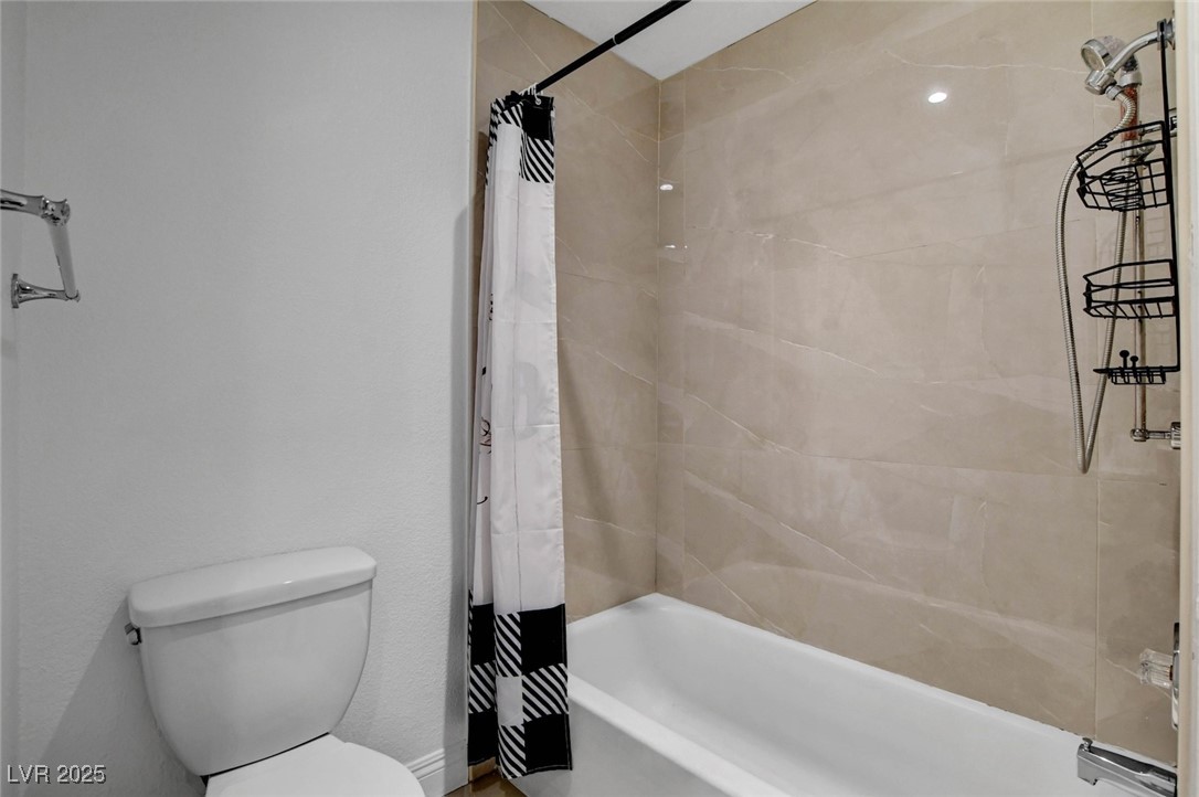 9028 Cypress Point Road Las Vegas, NV 89117 - Photo 28 of 46