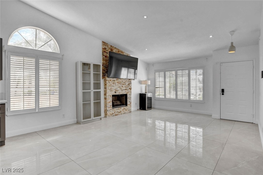 9028 Cypress Point Road Las Vegas, NV 89117 - Photo 10 of 46