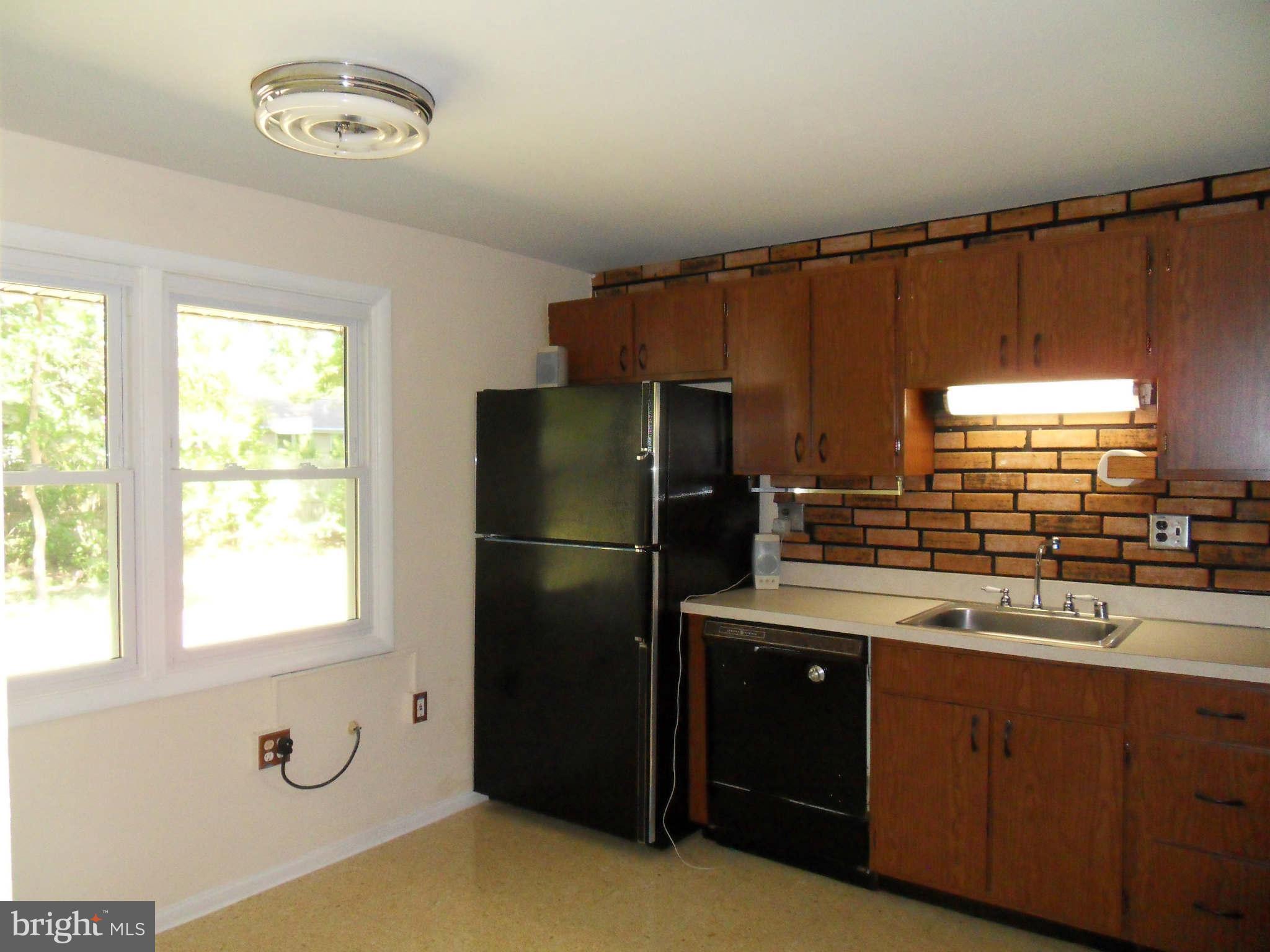 1514 Nicholas Road Waldorf, MD 20601 - Photo 5 of 24 Kitchen