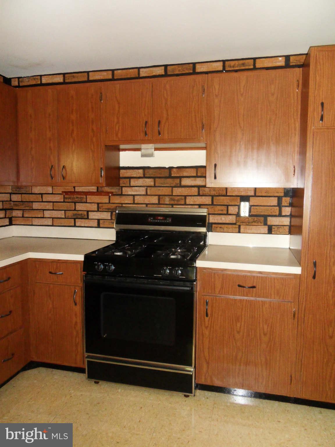 1514 Nicholas Road Waldorf, MD 20601 - Photo 6 of 24 Kitchen