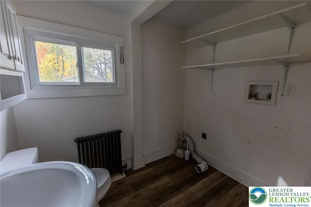 $1,800 | 21 West 3rd Street, Wind Gap, PA 18091