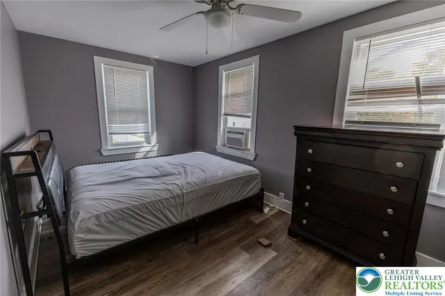 $1,800 | 21 West 3rd Street, Wind Gap, PA 18091