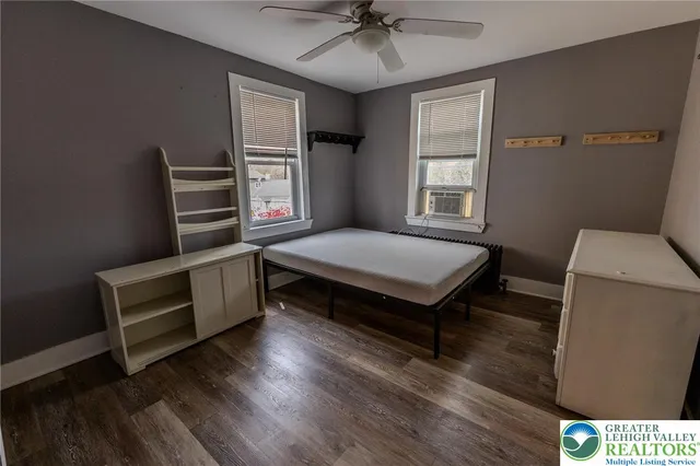 $1,800 | 21 West 3rd Street, Wind Gap, PA 18091