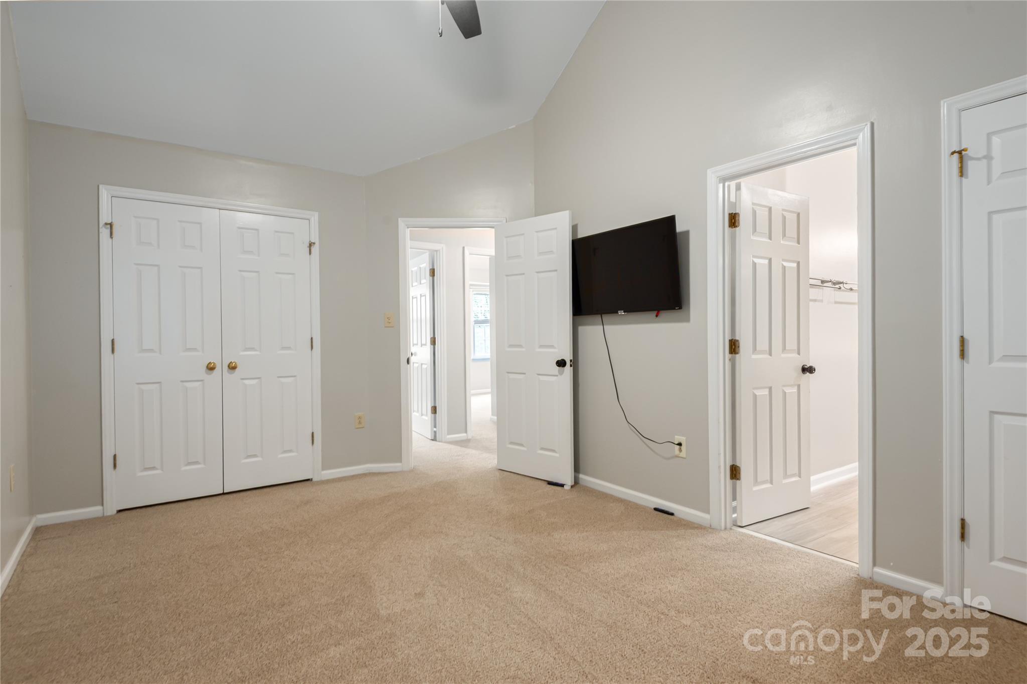 10024 Avon Farm Lane Charlotte, NC 28269 - Photo 14 of 25