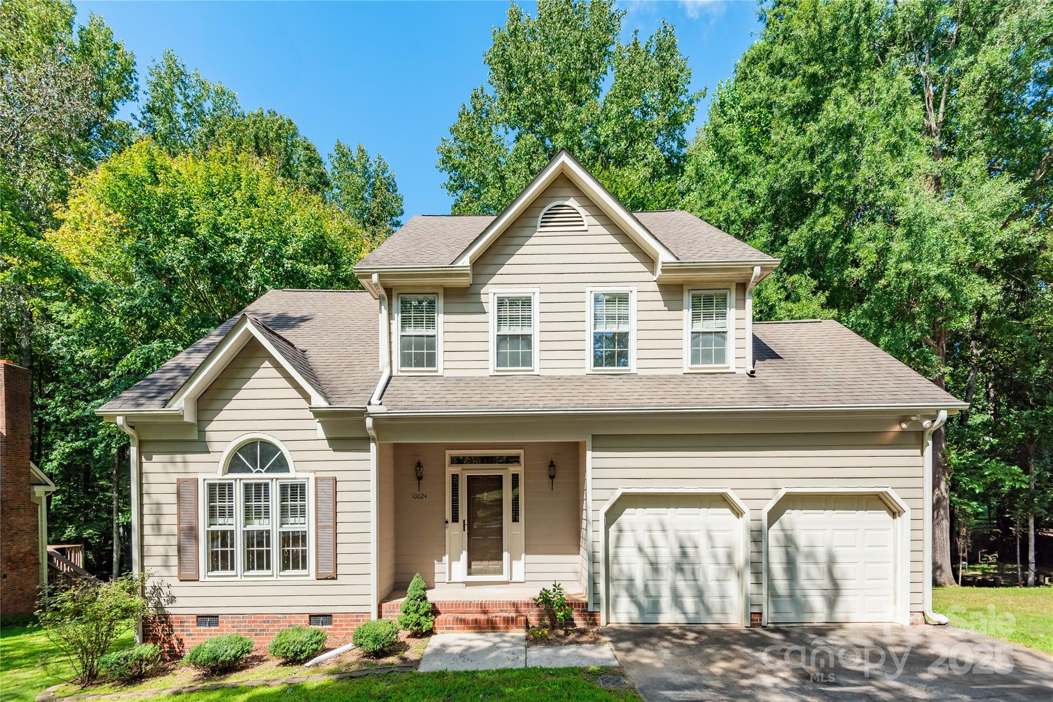 10024 Avon Farm Lane Charlotte, NC 28269 - Photo 3 of 25