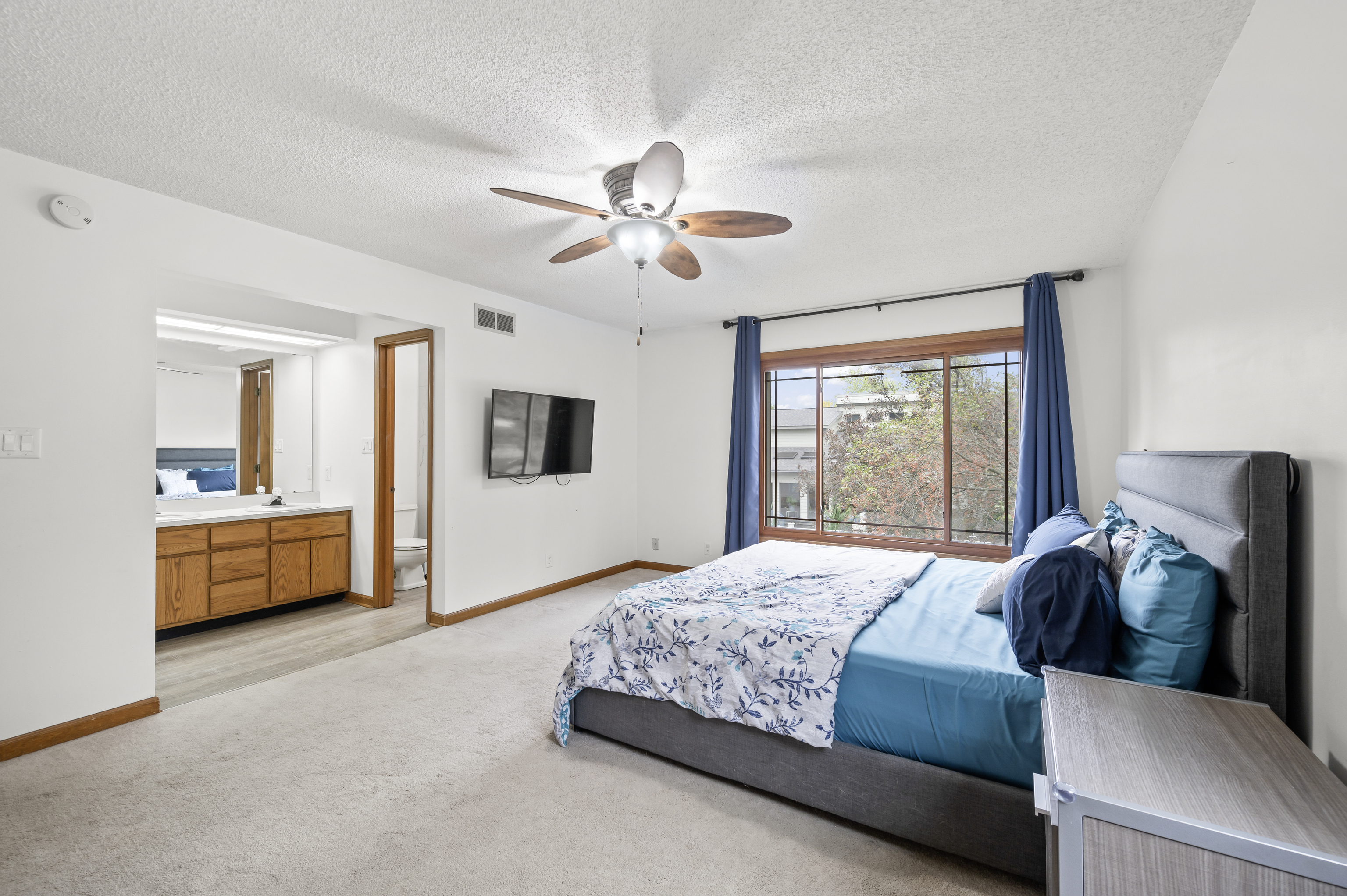 1066 Goldfinch Road Columbus, IN 47203 - Photo 39 of 72 Gallery Image 39