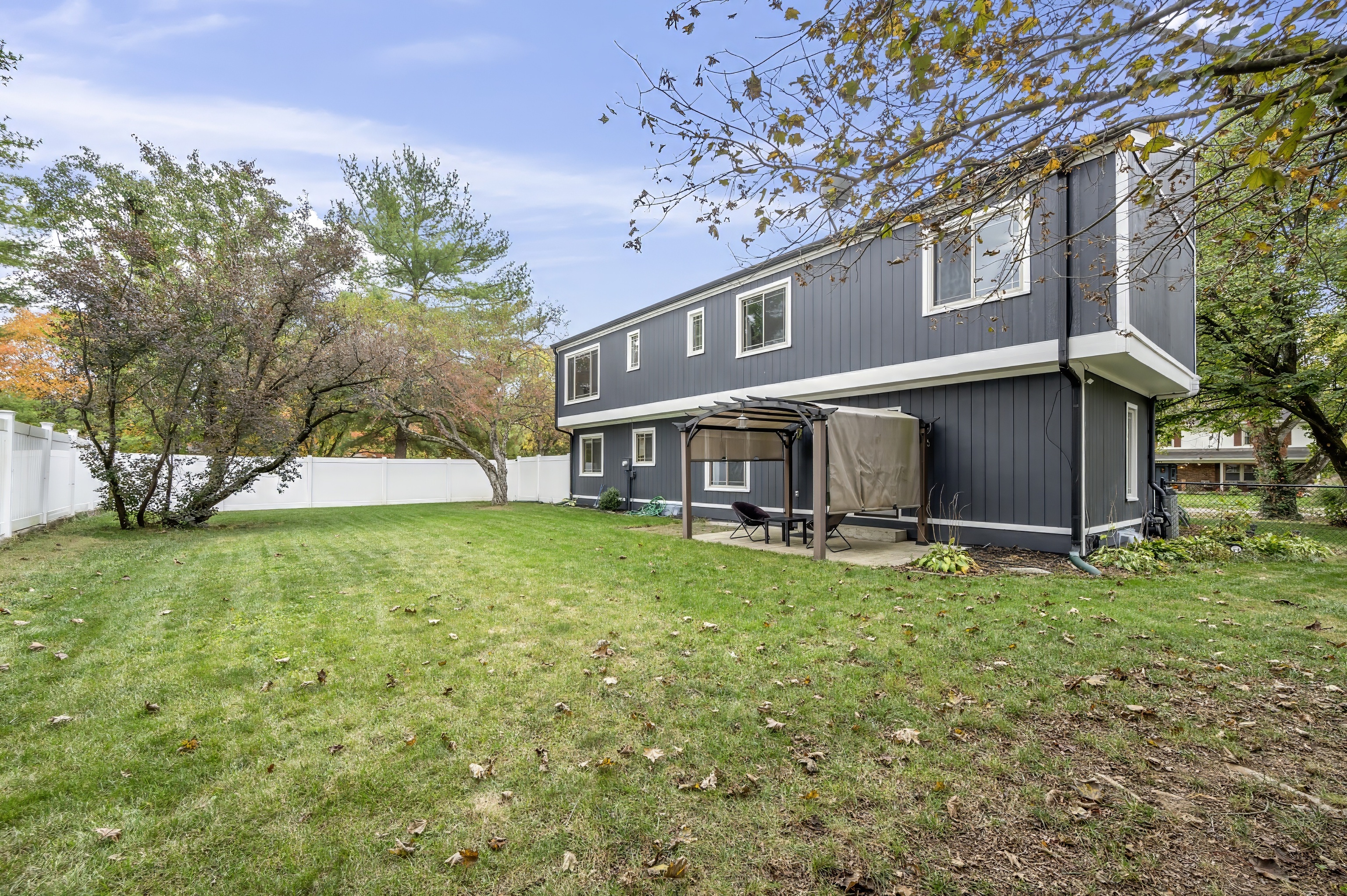 1066 Goldfinch Road Columbus, IN 47203 - Photo 62 of 72 Gallery Image 62