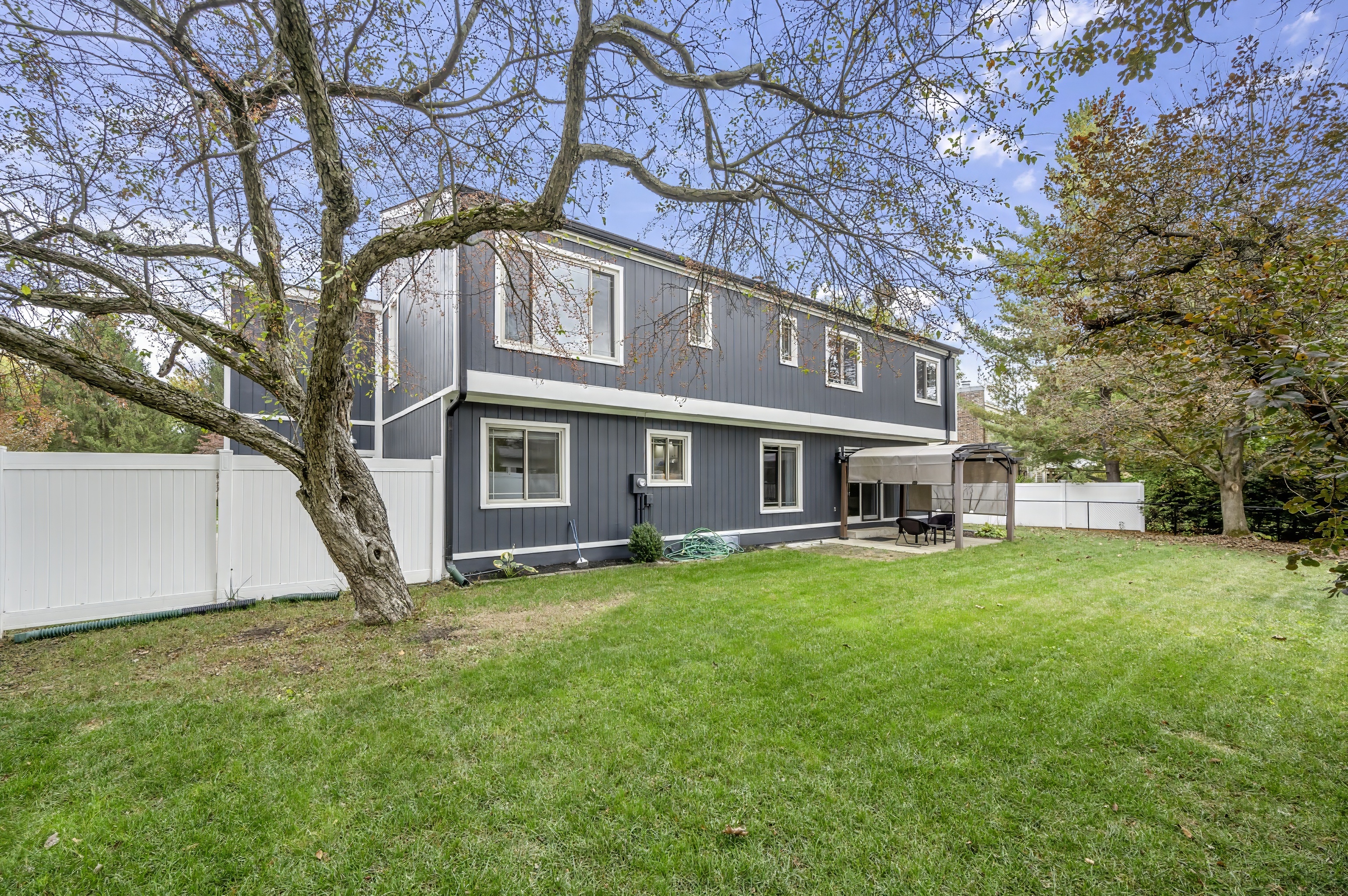 1066 Goldfinch Road Columbus, IN 47203 - Photo 65 of 72 Gallery Image 65