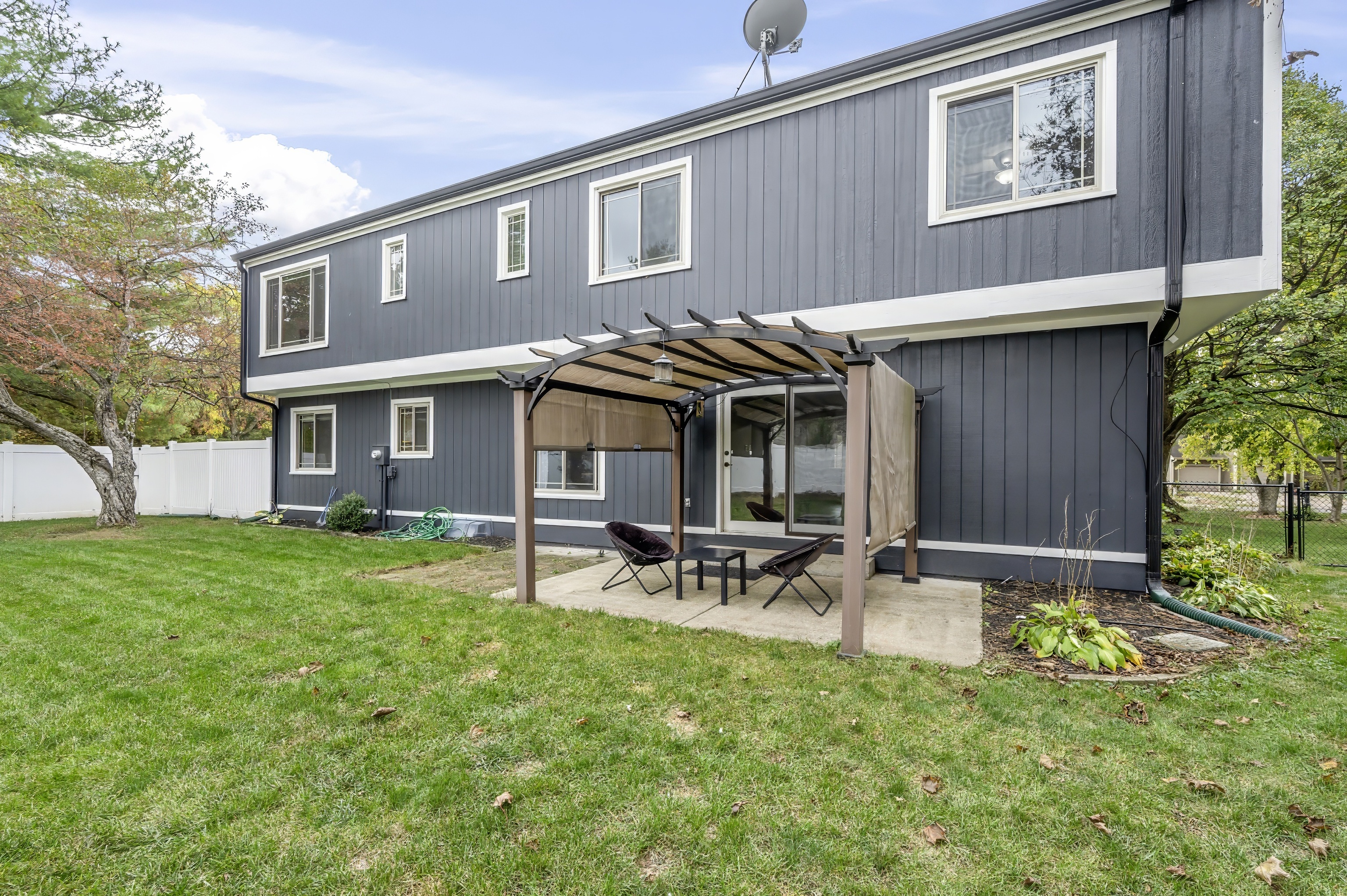 1066 Goldfinch Road Columbus, IN 47203 - Photo 68 of 72 Gallery Image 68