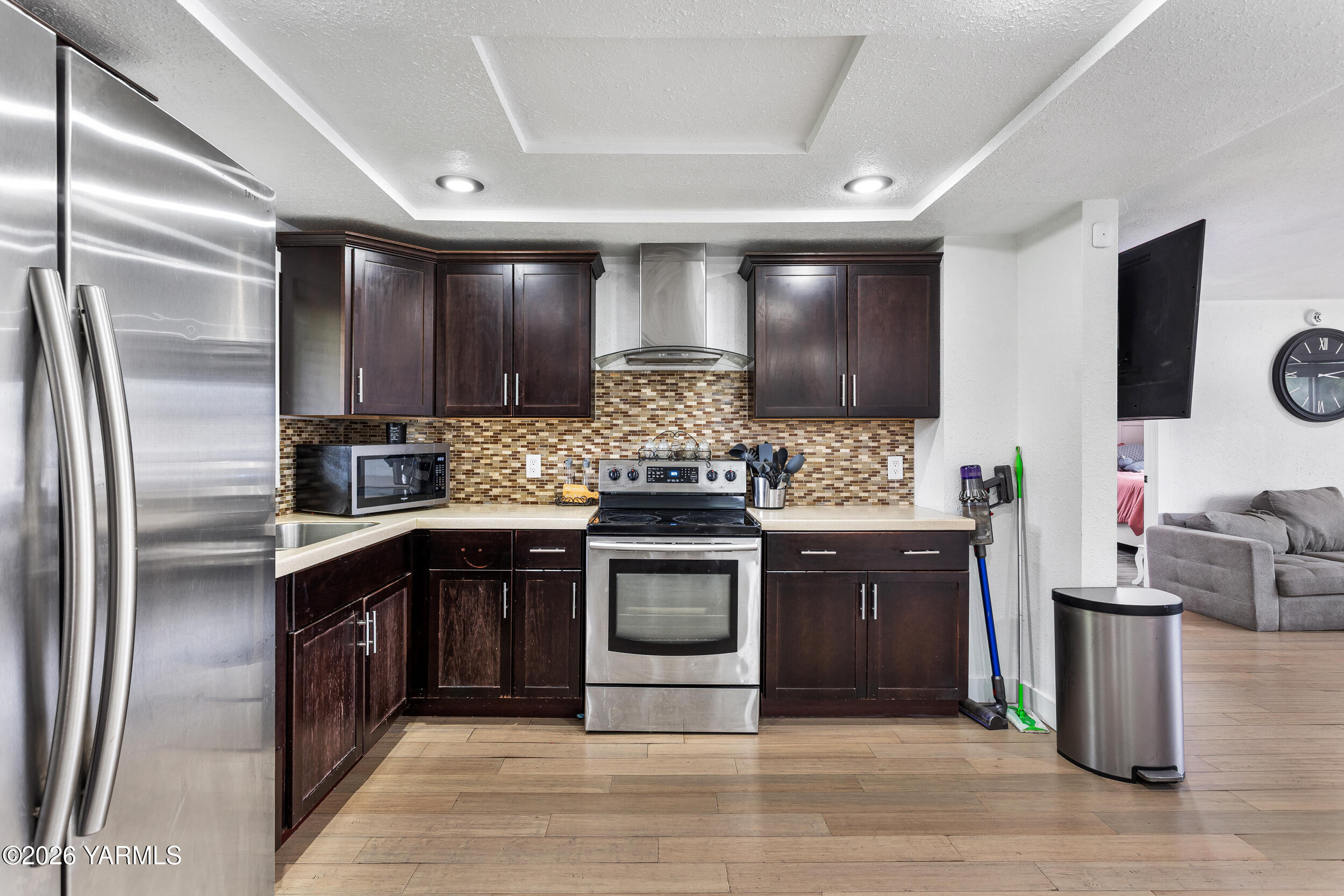 207 North F Street Toppenish, WA 98948 - Photo 10 of 21 Kitchen