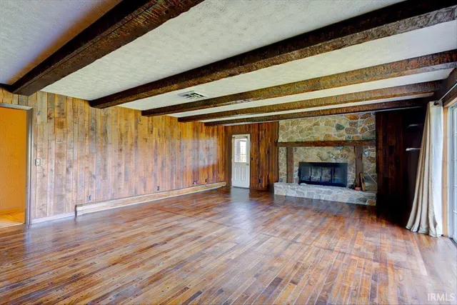 $675,000 | 583 South Leatherwood Road, Bedford, IN 47421