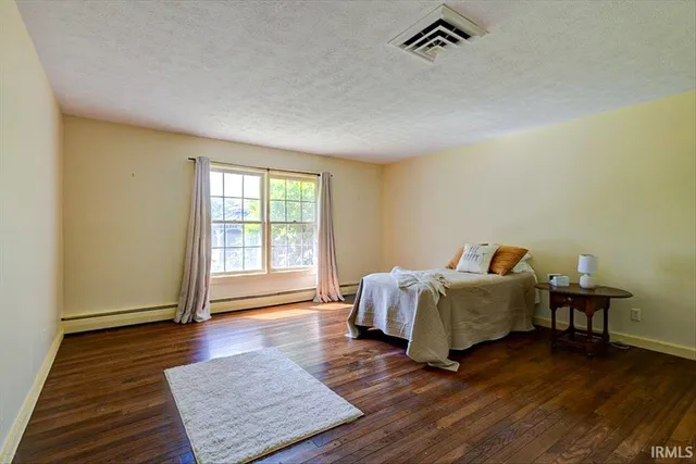 $675,000 | 583 South Leatherwood Road, Bedford, IN 47421