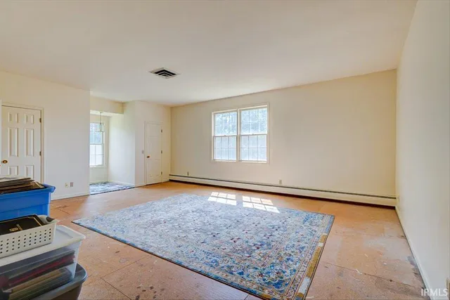 $675,000 | 583 South Leatherwood Road, Bedford, IN 47421